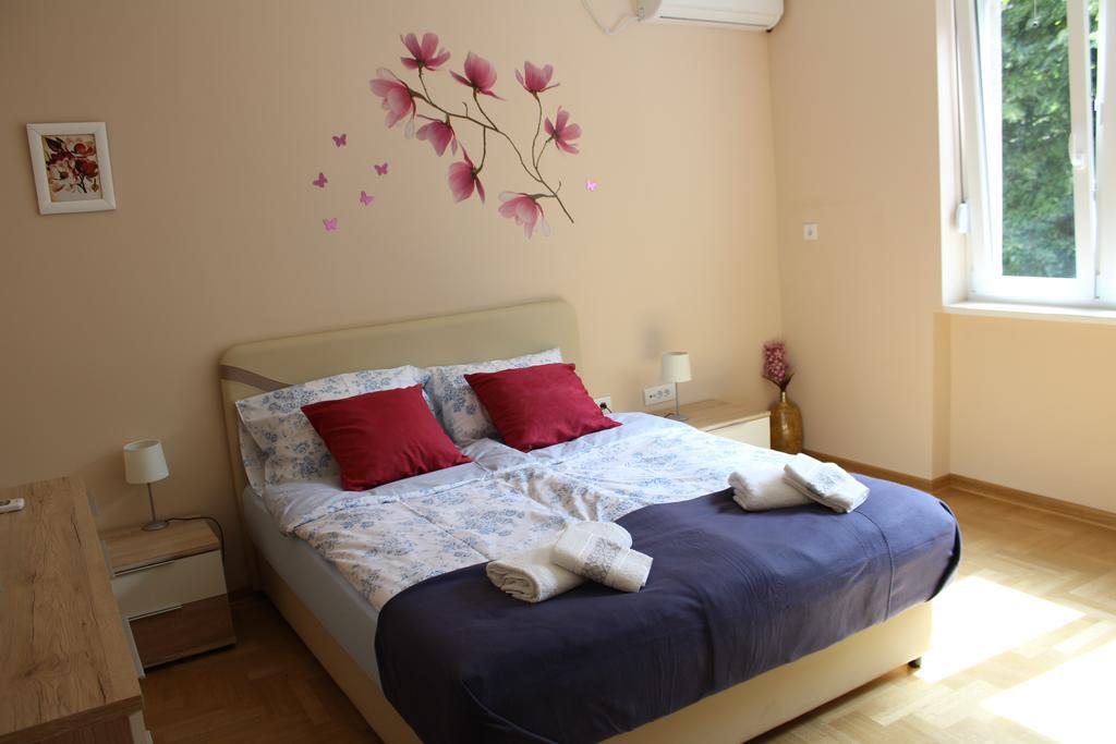 Appartamento Orchid House Belgrado Esterno foto